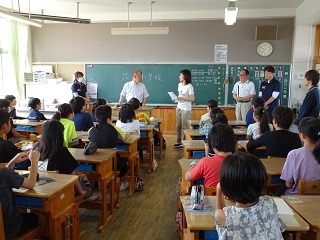 ԉwZł̃oAt[̌wK̎ʐ^1